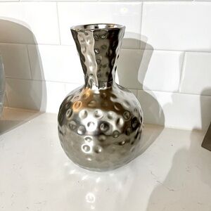 ❌SOLD❌ Metal Hammered Vase 9”